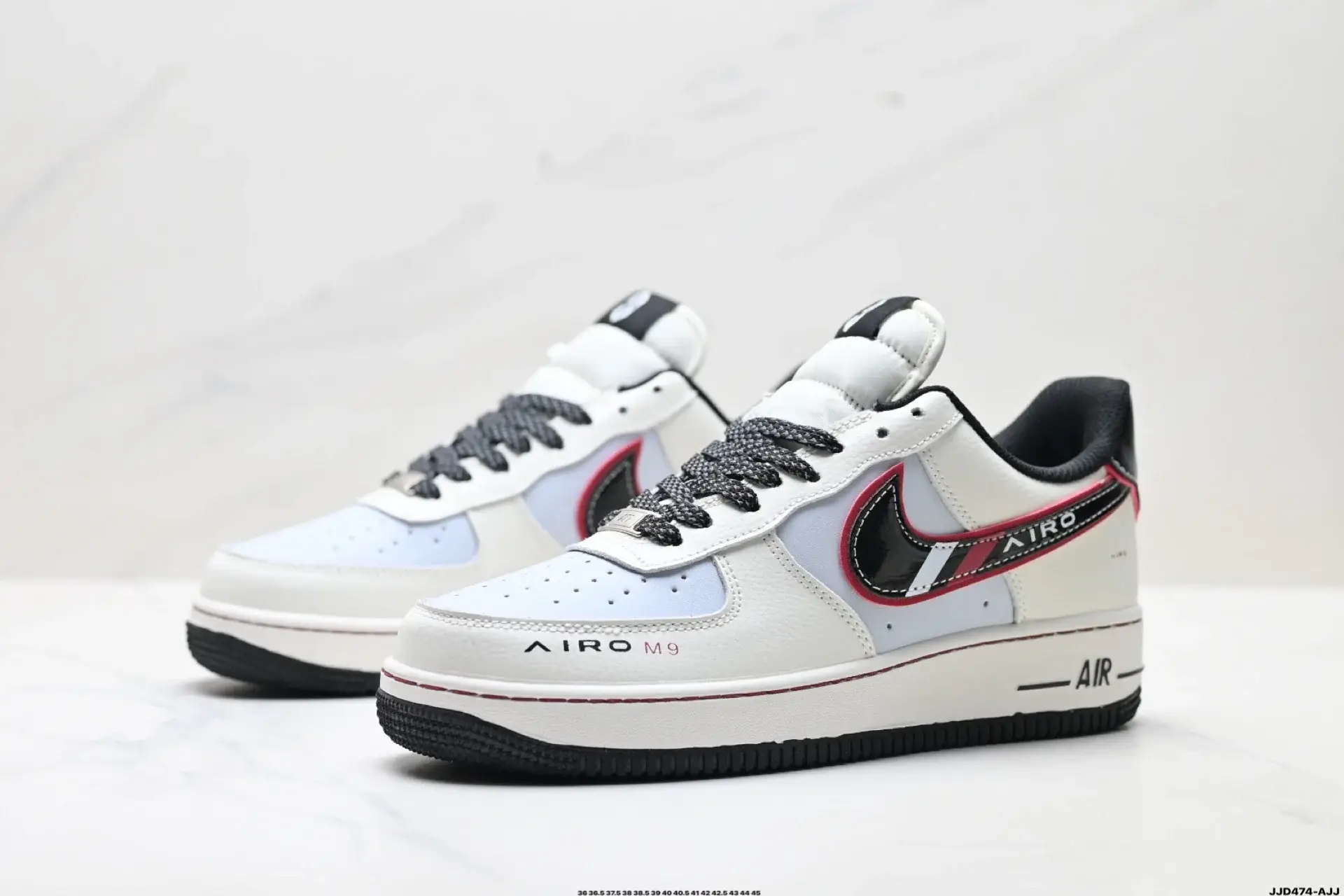 Nike AIRO M9 Low-Top Sneakers