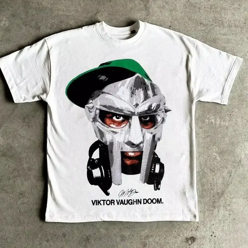 T-Shirt: Viktor Vaughn Doom Graphic