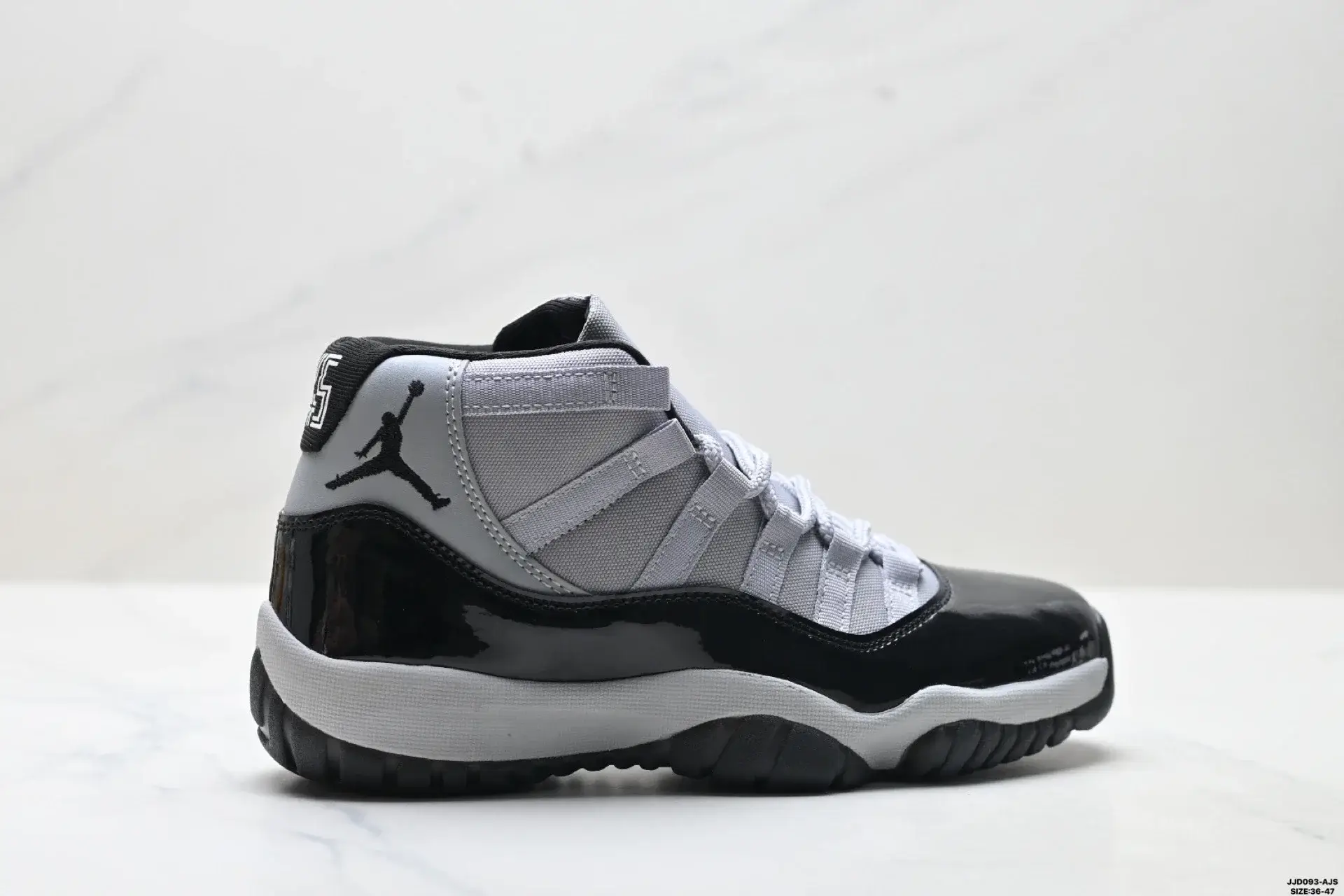 Jordan AJ11 Mid Basketball Sneakers