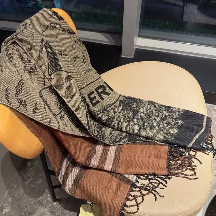 Burberry Beige & Brown Check Checked Fringed Scarf