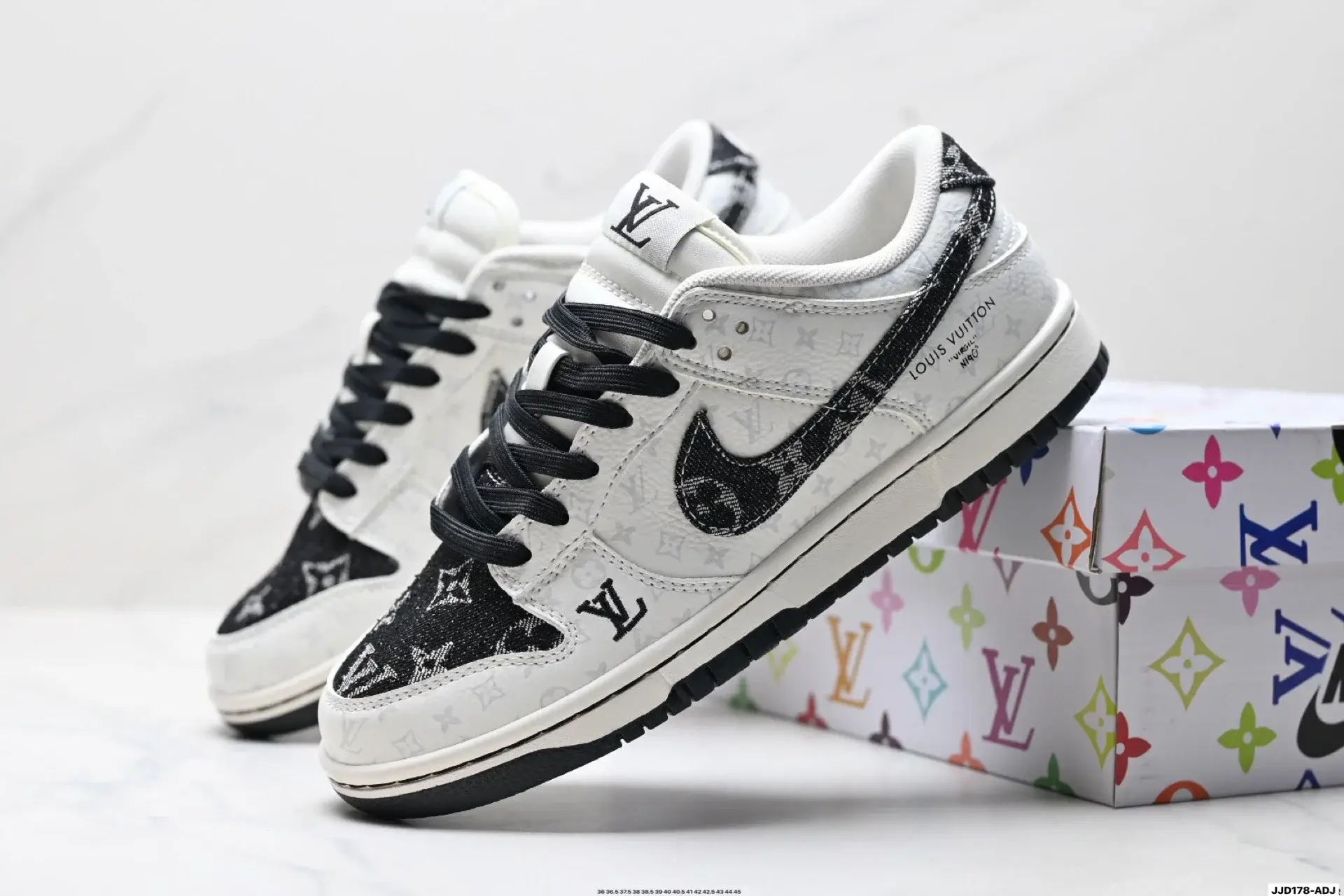 Louis Vuitton x Nike Dunk Low White Black LV