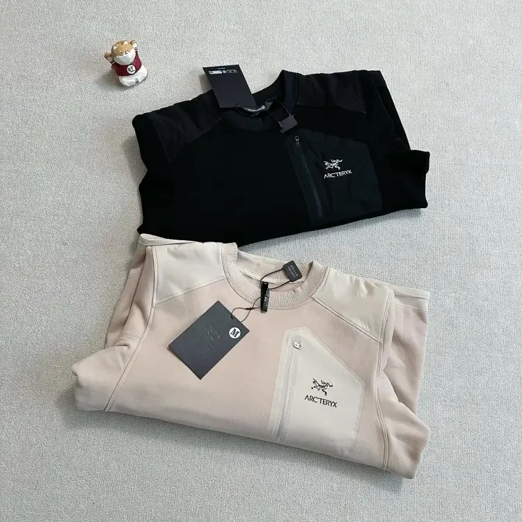 ARC'TERYX Zipper Pocket Jerseys (Black & Beige)