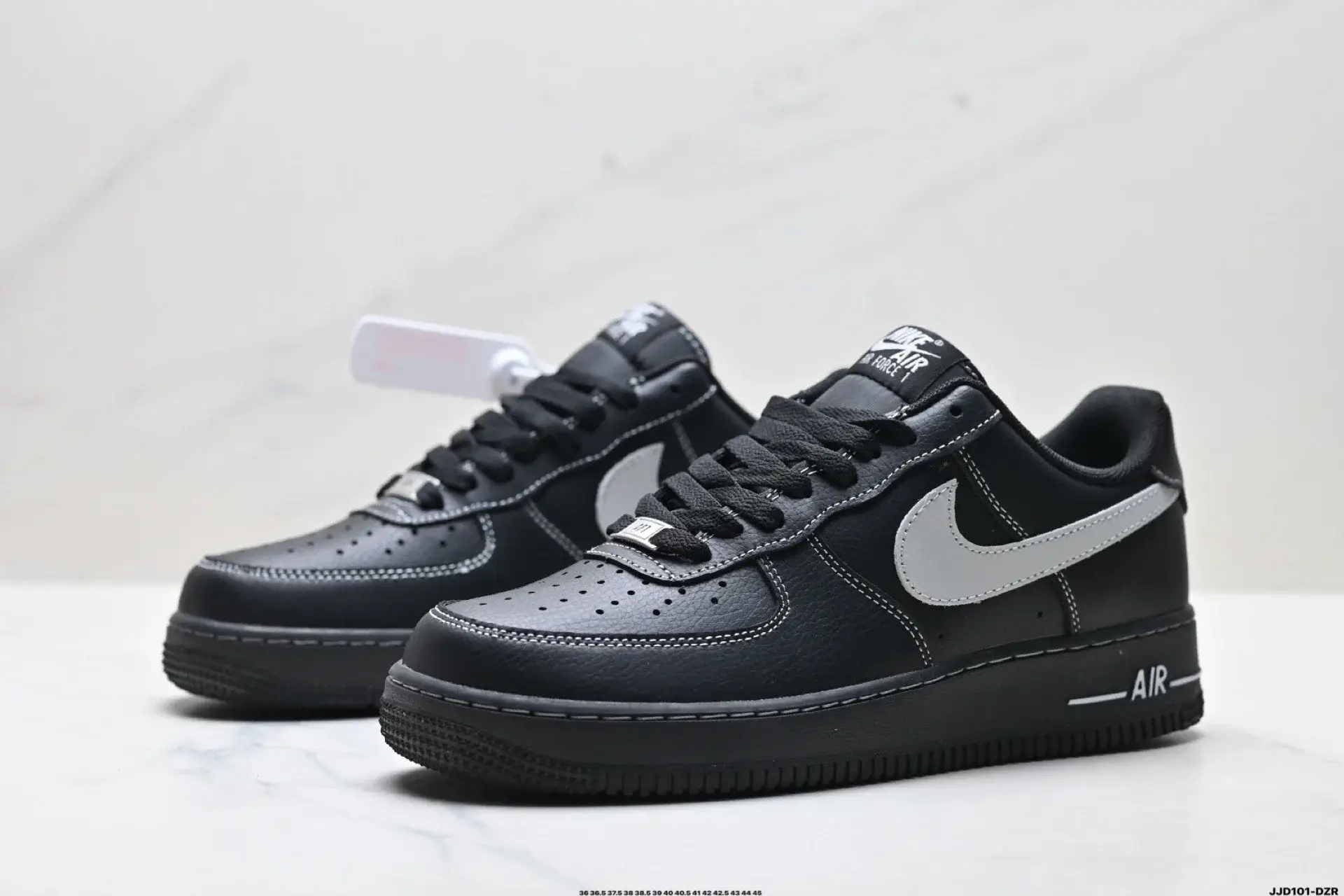 Nike Air Force 1 Low Black Silver Swoosh
