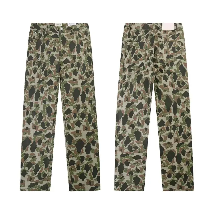 GUESS Camo Green Straight-Leg Pants