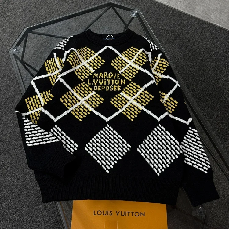 LOUIS VUITTON Black Knit Sweater Diamond Pattern