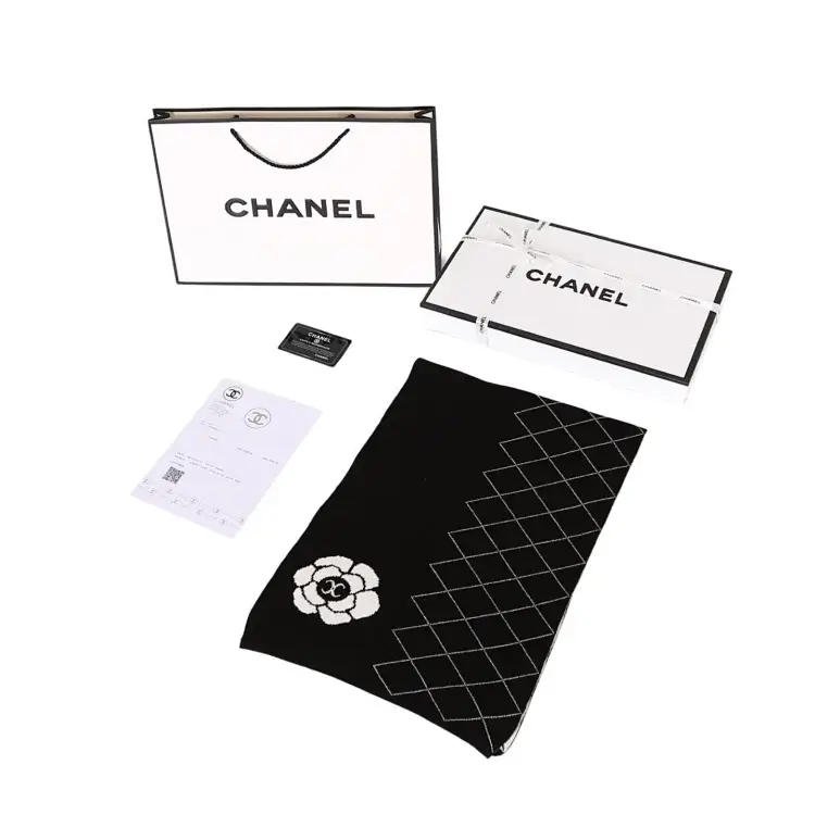 CHANEL Black Camellia Diamond Accessory