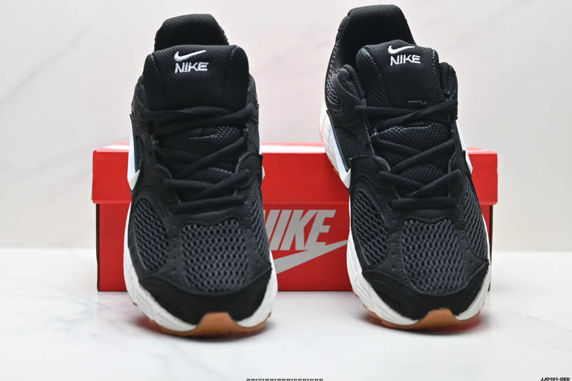 Nike Black Mesh Running Gum Sole Running Shoes